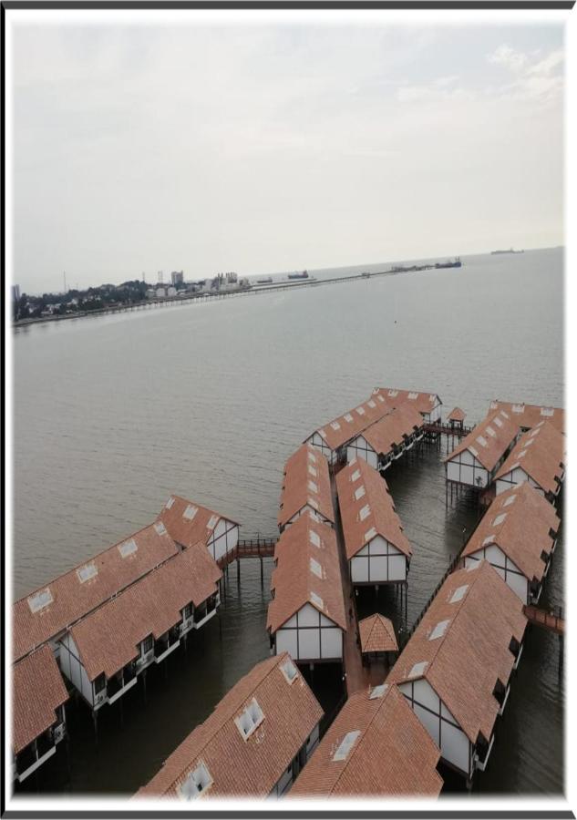 Seaview Gateway - Private Owner Hotel Port Dickson Bagian luar foto